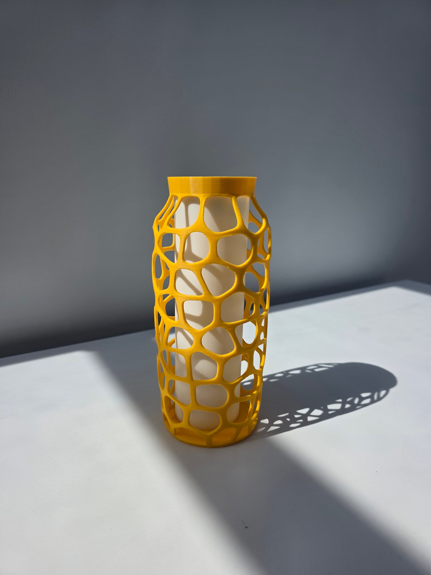 Vasendesign inspiriert von St. Tropez