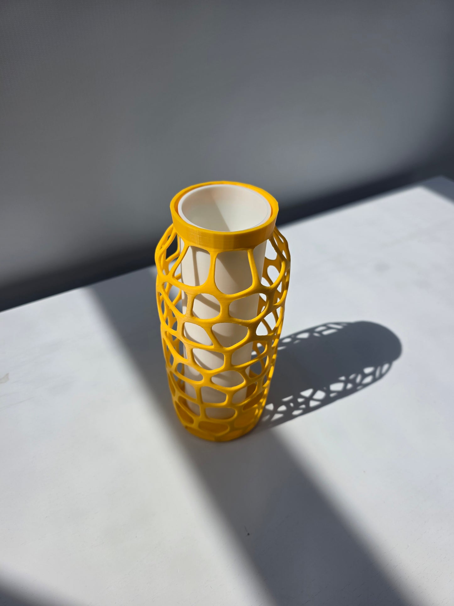 Vasendesign inspiriert von St. Tropez